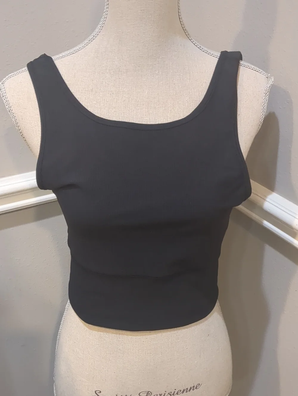 Lululemon Classic Black Ribbed Crop Tank Top